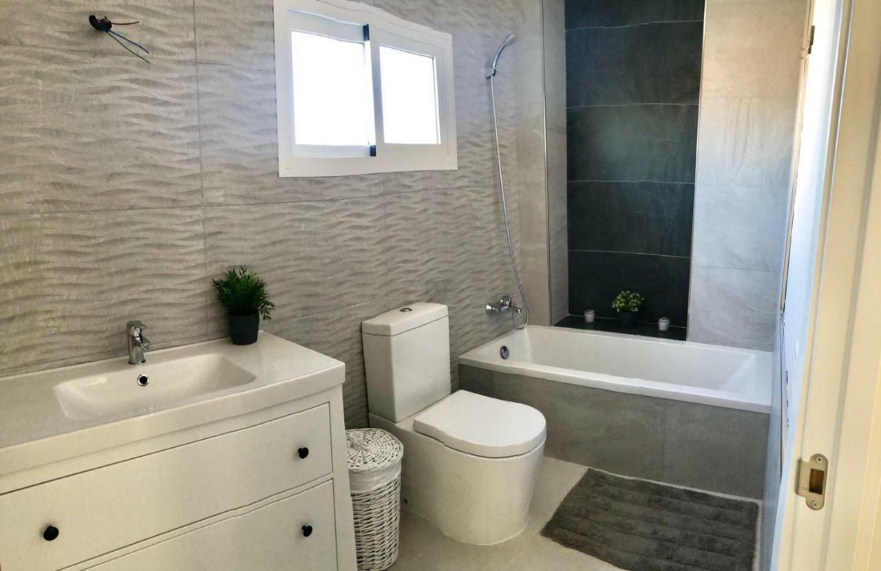 Vivienda Avenida De La Manzanilla Villa Sanlúcar de Barrameda Exterior foto